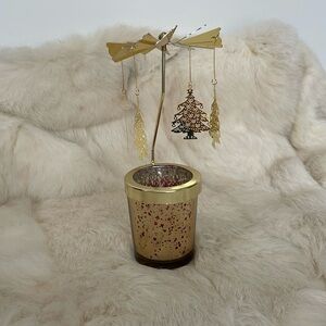 NIB The Go Round Candle